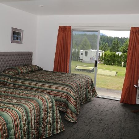 Timberlodge Rv & Campground Port Alberni Exterior foto