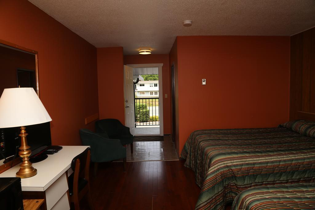 Timberlodge Rv & Campground Port Alberni Exterior foto
